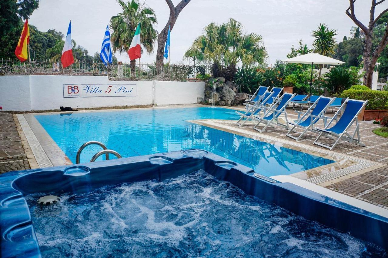 كازاميتْشيولا تيرمي Villa Cinque Pini المظهر الخارجي الصورة